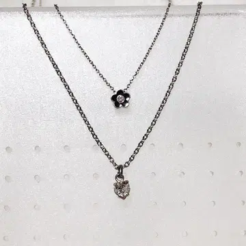 MARY QUANT 목걸이