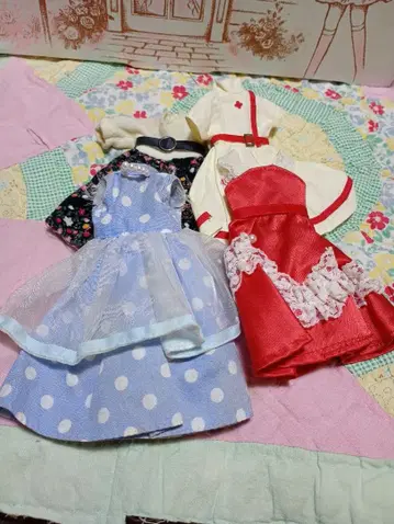 리카짱 옷 갈아입기 의류 4세트