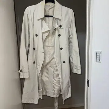 화이트 트렌치코트 롱 기장