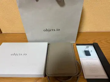 objcts.io 월렛 백 화이트 베이지