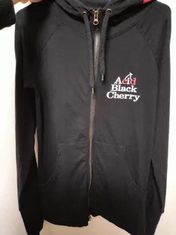 Acid Black Cherry 사루엘 셋업