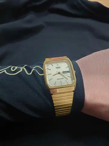 CASIO 골드 쿼츠 손목시계 네오 쇼와