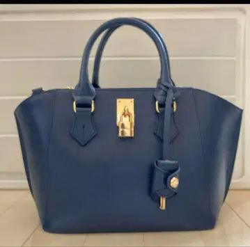 네이비 핸드백 사만다 타바사