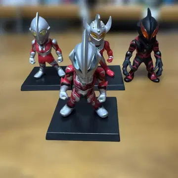 울트라맨 미니 피규어 세트