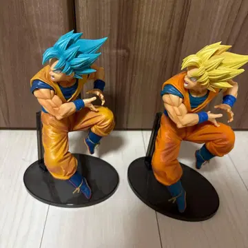 손오공 피규어 2체 세트