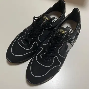 골든 구스 러닝 스니커즈