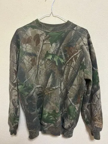 OUTDOOR OUTFITTER 리얼 트리 맨투맨 M