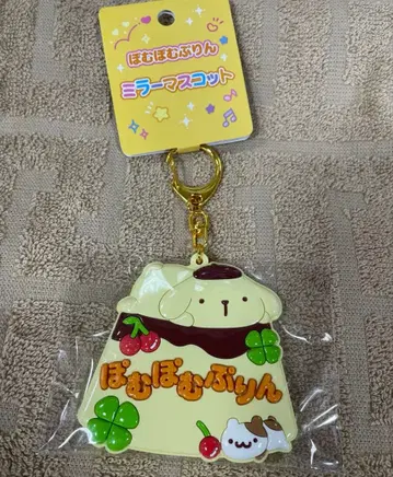 폼폼푸딩 산리오 스쿨 컬렉션 거울 마스코트 키링