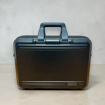 새상품급 제로 뉴욕 아타셰 케이스 비즈니스 백 폴리카보네이트