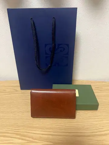 브라운 가죽 명함지갑