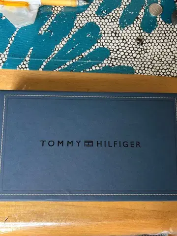 TOMMY HILFIGER 가죽 장지갑 블랙