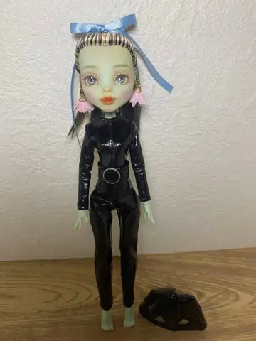 몬스터 하이 아웃핏 의류만 인형, 인형용