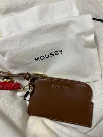 MOUSSY 마우지 CHARM & 카드 케이스