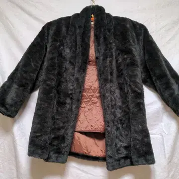 다크 그레이 퍼 롱 코트