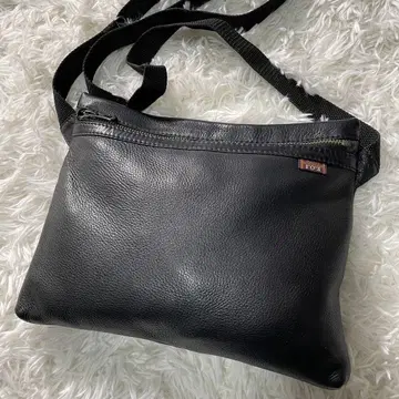 MR.OLIVE 미스터 올리브 사코슈 숄더백 주름 가죽 블랙