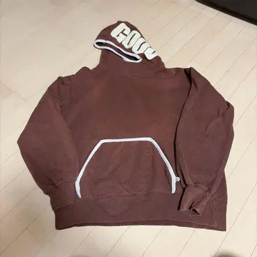 GOODENOUGH 벤틸레이션 후드티