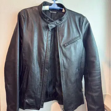 GOSTAR DE FUGA 고스타르 지 푸가 가죽 자켓