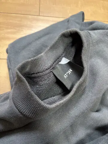 ATON 에이톤 그레이 사이즈 2 맨투맨