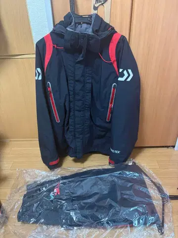 새상품급 다이와 고어텍스 프로덕트 하이로프트 윈터 수트 방한복 상하의