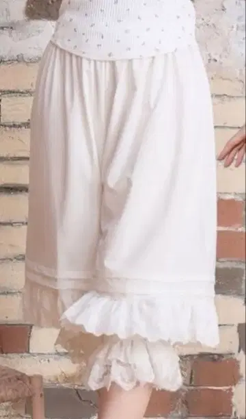 시마무라 아이노 에리 마농 로즈 롱 드로와이즈 화이트 L-LL