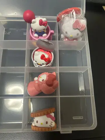 산리오 가챠가챠 헬로키티 세트