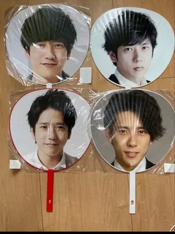 니노미야 카즈나리 부채 세트