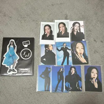 LE SSERAFIM 윤진 트레이딩 카드&아크릴 스탠드