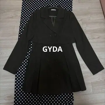 GYDA 더블 브레스트 코트 F 사이즈 올리브 그린