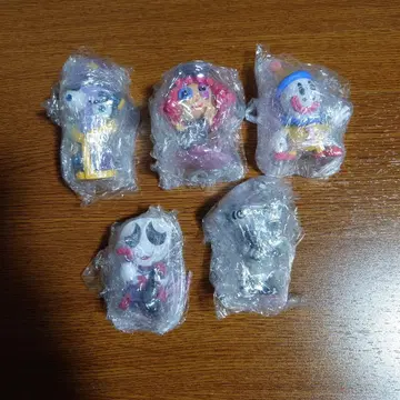 어메이징 디지털 서커스 피규어