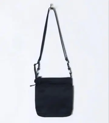 graphpaper 나일론 트윌 사코슈 스몰