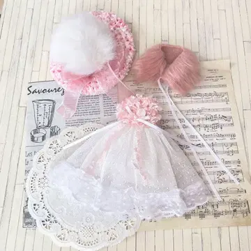 인기 작가님 브라이스 케이프 원피스 폼폼 베레모 아웃핏