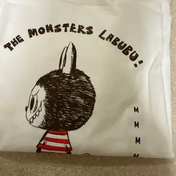 THE MONSTERS LABUBU! 티셔츠 M 사이즈 USA 한정판