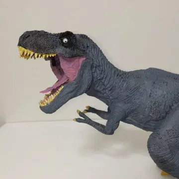 티라노사우루스 피규어 (전체 길이 31cm)
