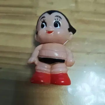 아톰 피규어 스킨 컬러 빨간색 약 5cm