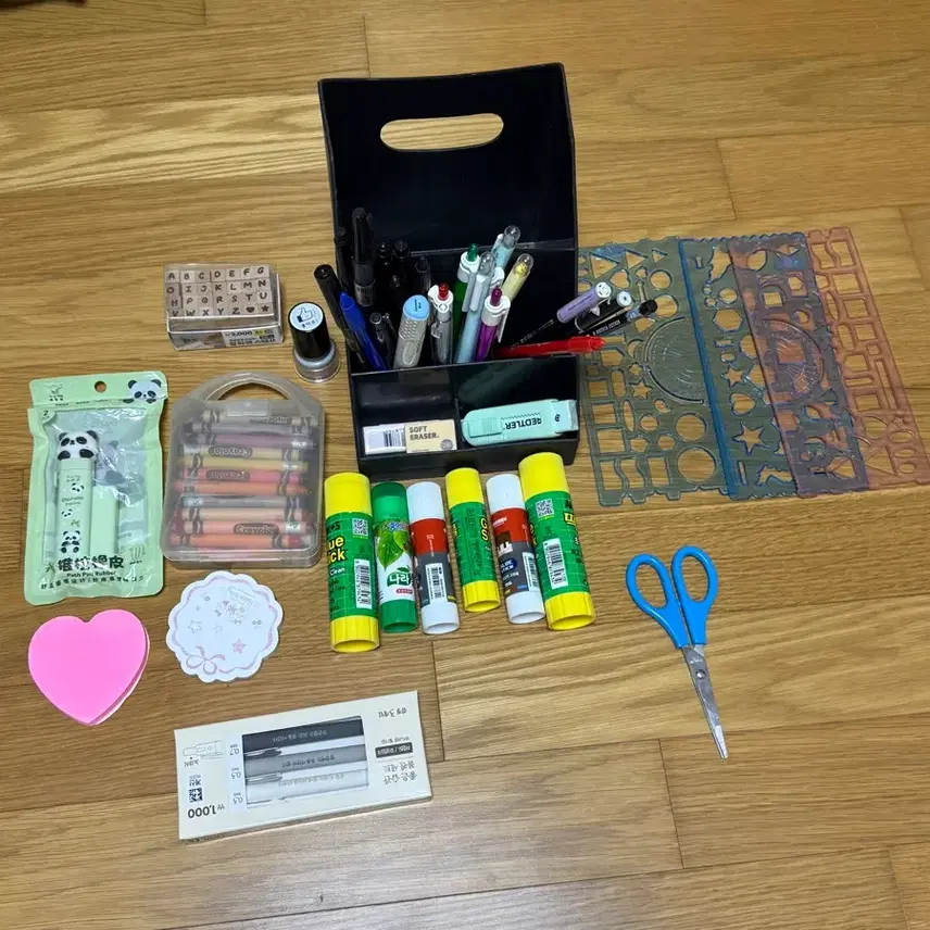 文具類雑貨集（筆記具／美術用品）