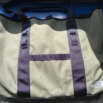 THE NORTH FACE 토트백 올리브