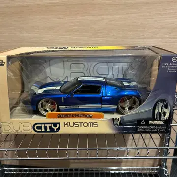 DUB CITY 2005 포드 GT 1:24