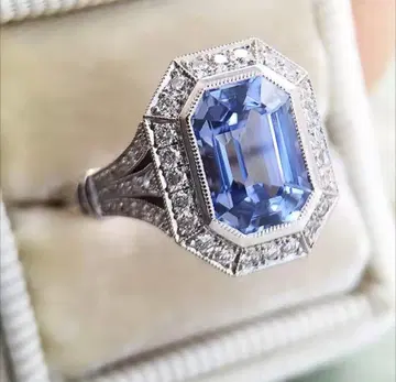 에메랄드 컷 파란색 보석 반지