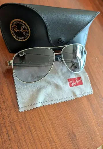 Ray-Ban Aviator 실버 프레임