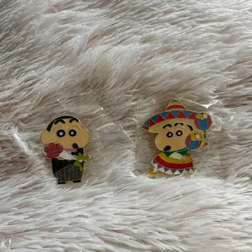 짱구는 못말려 30주년 핀 배지 시네마 2개 세트