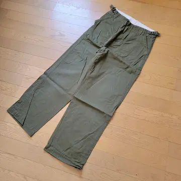 SPICK AND SPAN 카고 팬츠 올리브