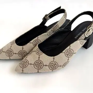 ANNE COQUINE 앙코키누 펌프스 베이지/브라운 22.5