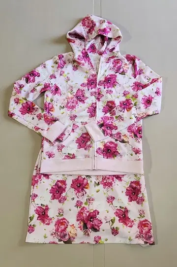 가격 인하 에밀리아 위즈 후드티 셋업