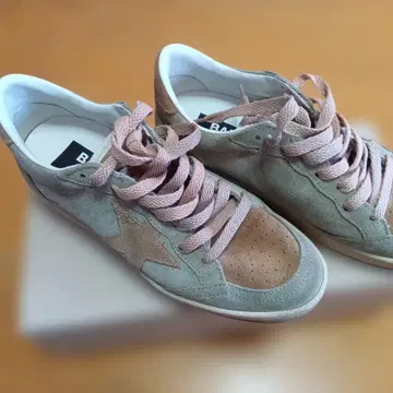 [ 새상품급 ] 골든구스 SUEDE.BALL.STAR / 36 사이즈