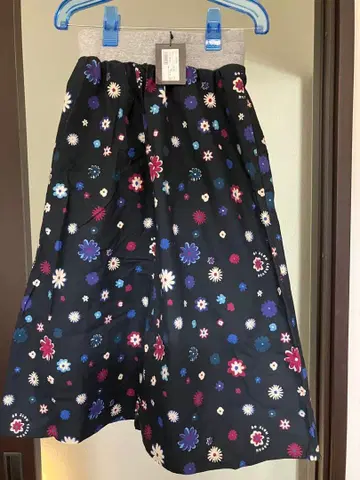 GO SLOW CARAVAN 꽃무늬 스커트 미사용 새상품