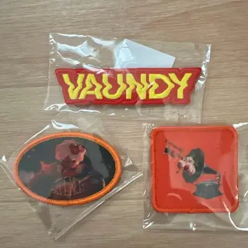 VAUNDY 바운디 캡슐 토이 와펜 돔 투어 SILENCE