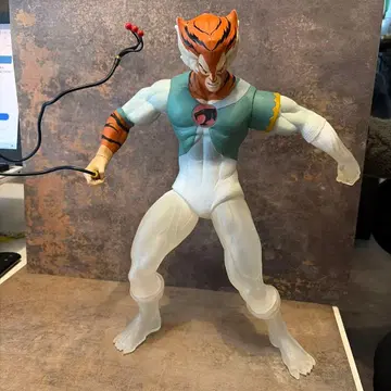 썬더캣츠 Thundercats mezco phasing tygra