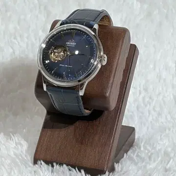 [ 새상품급 ] 오리엔트 반비노 자동 와인딩 오픈 하트 네이비