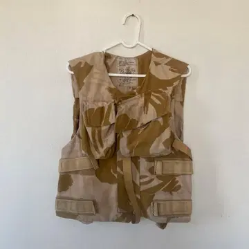 영국군 아머 베스트 데드스탁 밀리터리