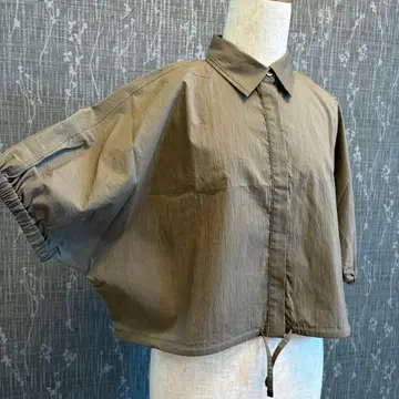 주식회사 킹 모라비토 블라우스